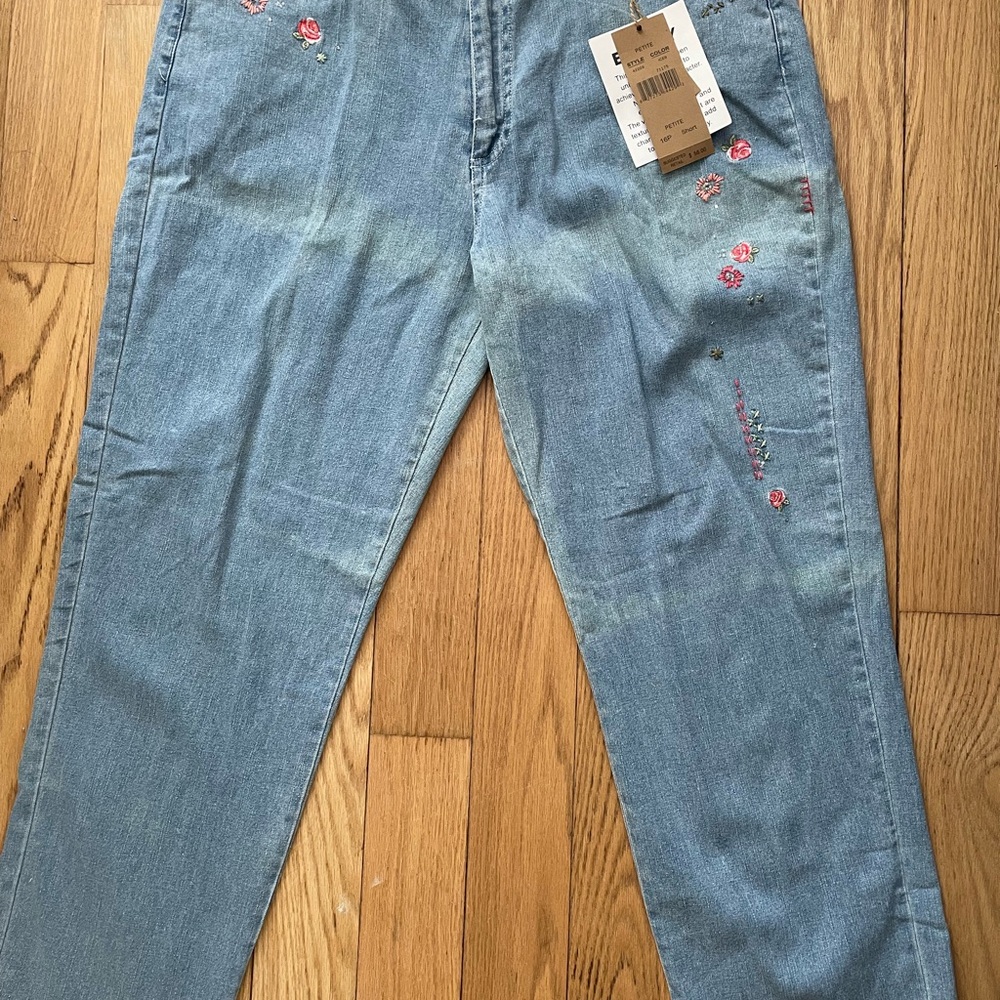 G W Jeans Embroidered Blue Jeans